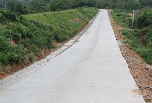 市交通運(yùn)輸局 縣道753線陽春段公路改造工程將于下個月完工